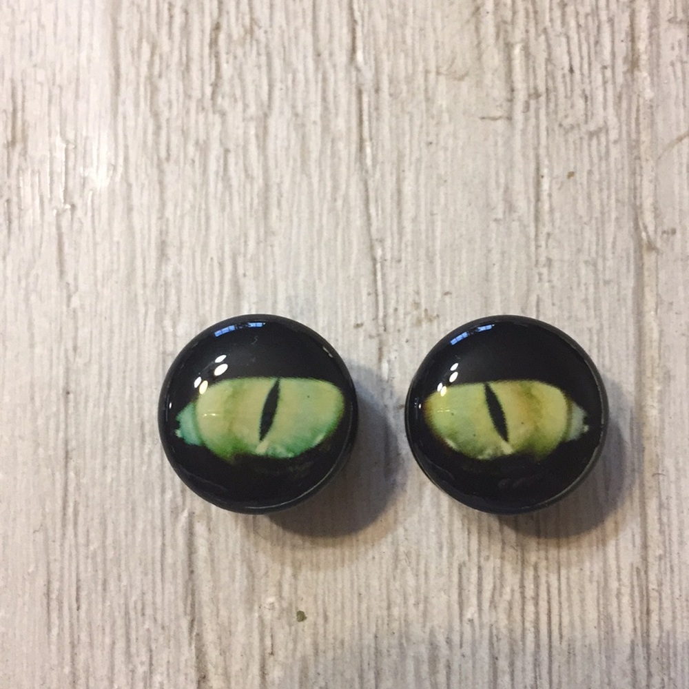Dragon eye plugs body jewelry